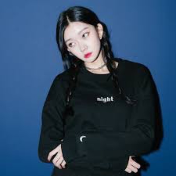 Mixxmix HIDE AND SEEK NIGHT Embroidered Sweatshirt - Picture 1 of 3